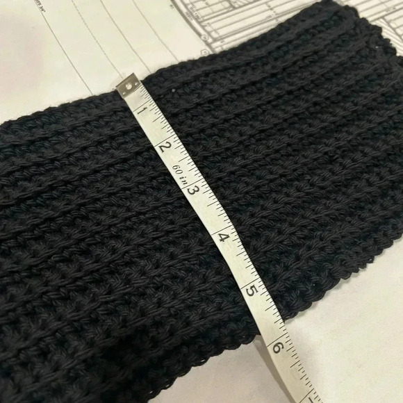 Handmade Crochet Unisex Ear Warmer - Picture 3 of 4